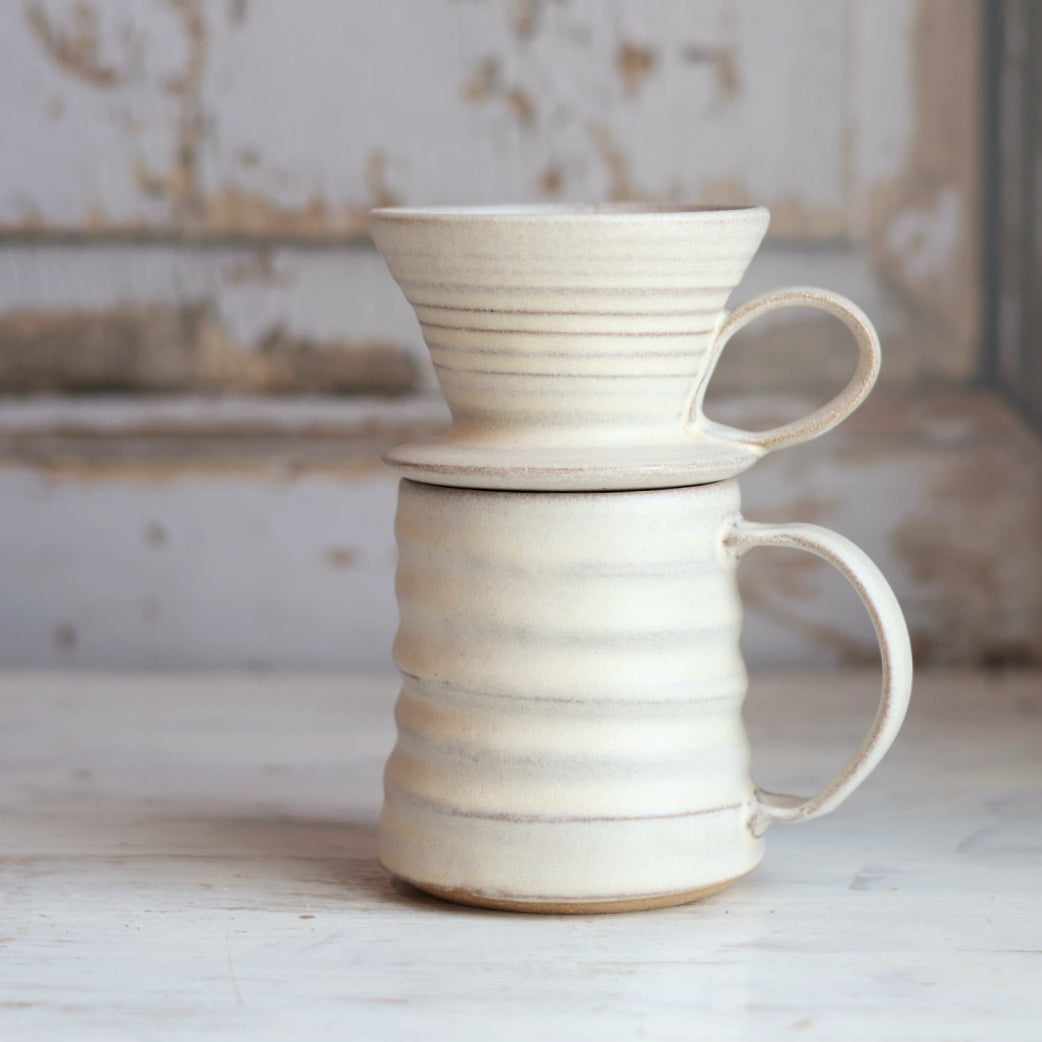 V60 Coffee Dripper - Fully Glazed in 2 Color Options